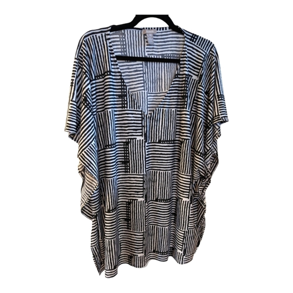 Chico's Geometric B&W V-Neck Flutter-Sleeve Top Size L/XL EUC